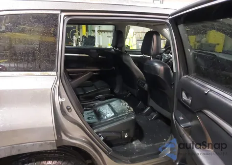 2017 Toyota Highlander Xle from USA, damaged, VIN 5TDJZRFH9HS408548